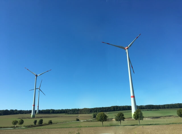 ドイツのカラーリングされた風車