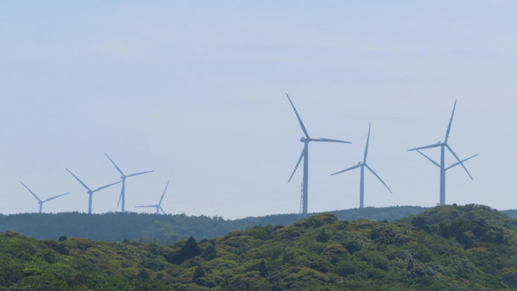 江津高野山風力発電所の風車群